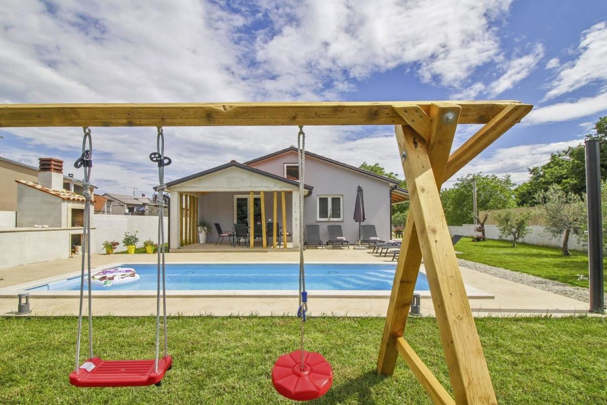 Villa Natascha in Pamići  Žminj Exterior foto
